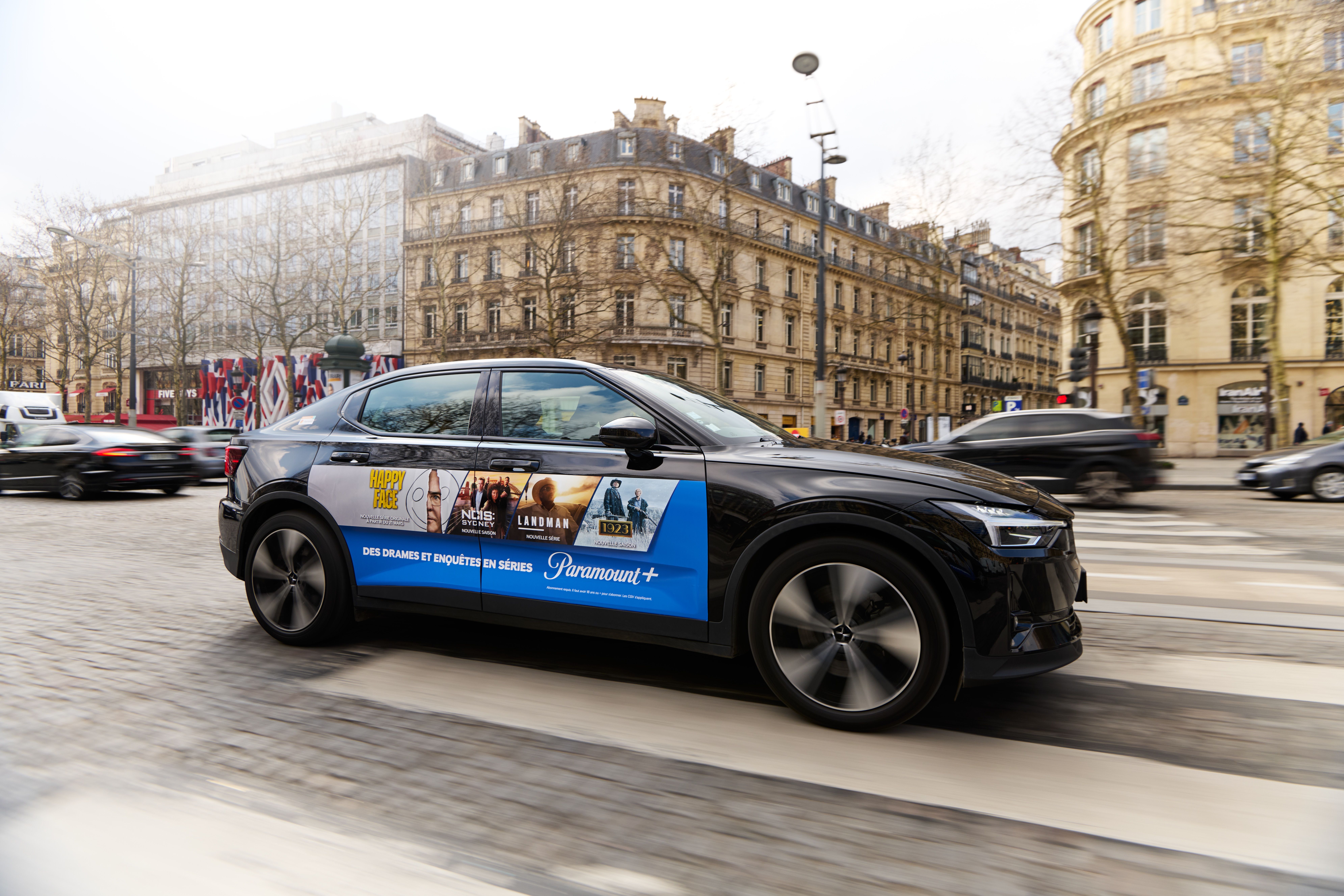 pub-taxi-vtc-paris-rainbooh-Paramount